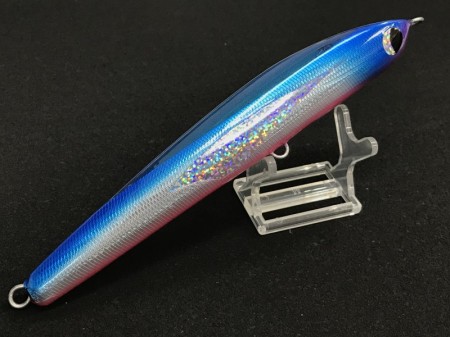 リップレスミノー湾紈ベイト　170mm スリム　　飛び魚カラー　54g