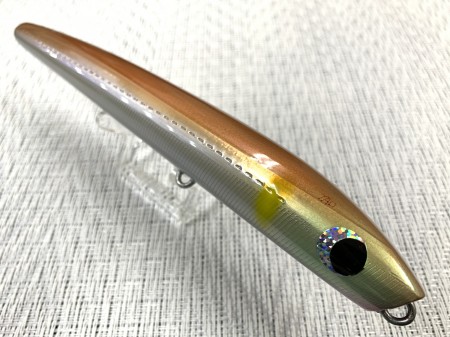 ビッグベイトルアー　エヌポップ 200mm　あゆカラー　バスルアー